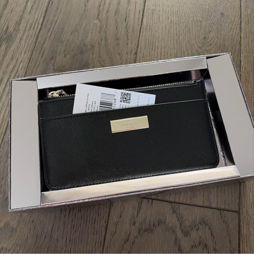 Kate Spade Black Kenzie Patent Saffiano Leather Wallet - Picture 4 of 5